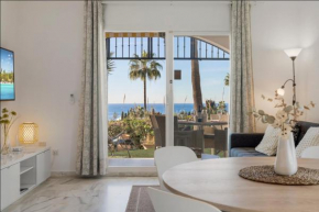 Amazing pool and garden apartment by Costarentals - Ref 253